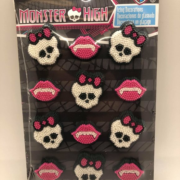 Monster High New Cake Pan, Icing Decorations, and Birthday Candle. - Picture 9 of 9